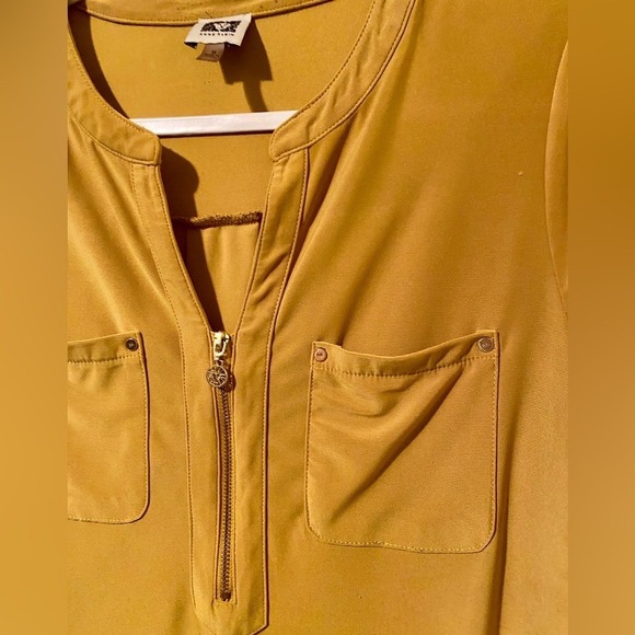 Anne Klein Mustard Short Sleeve Blouse Top - Picture 5 of 8